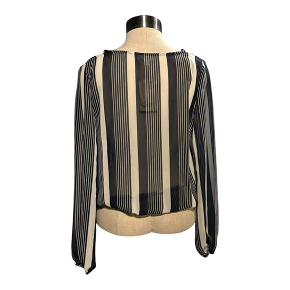 Love J ❤️Navy and White Striped Blouse - Picture 4 of 5